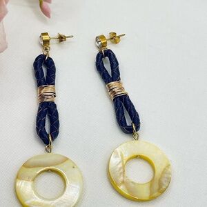 Elegant Gold and Purple braided leather, Earrings with yellow circle shell.